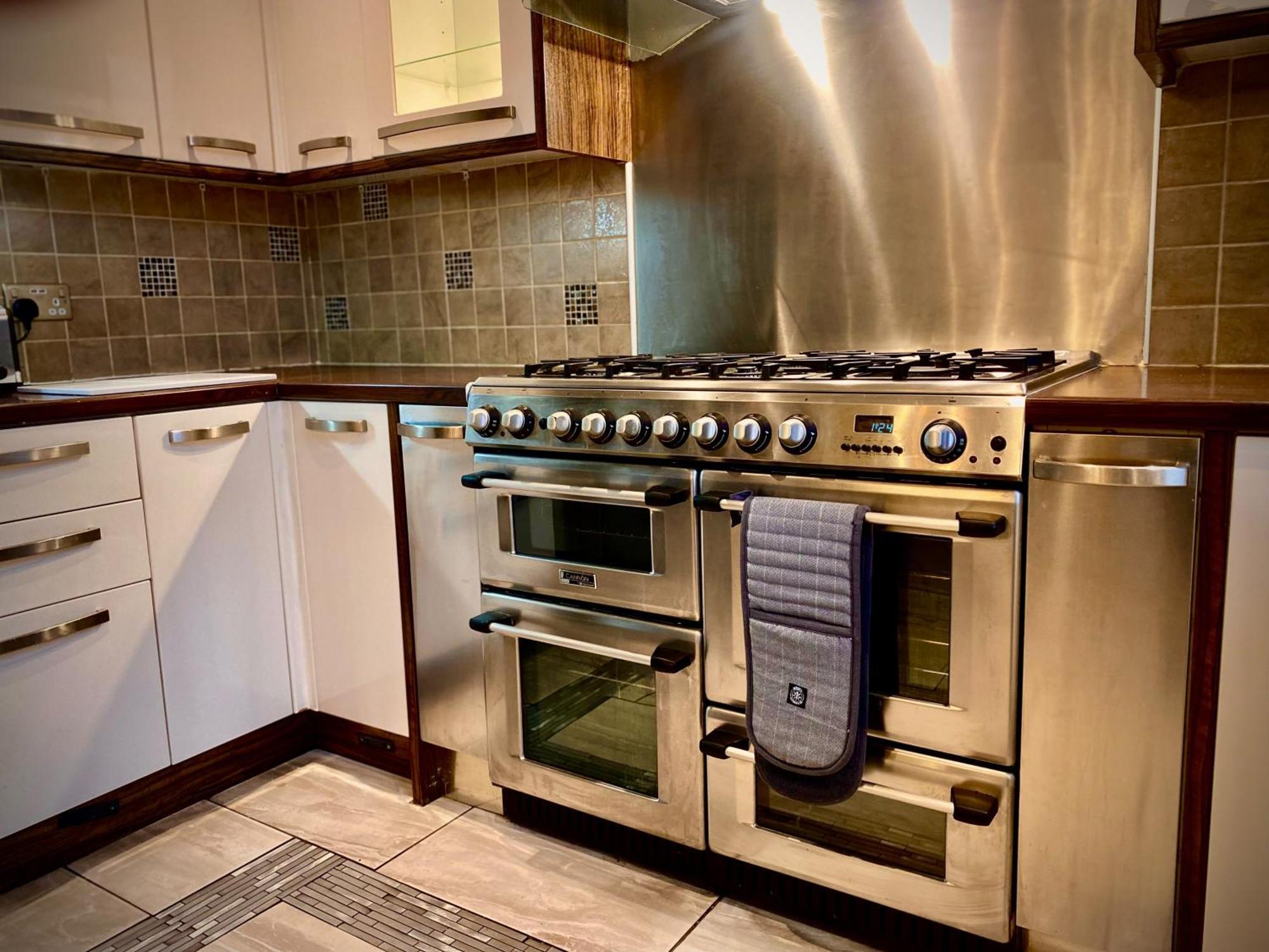 Villa Sleeps10-Parking-Garden-Hottub-Petfriendly Blackpool Exterior foto
